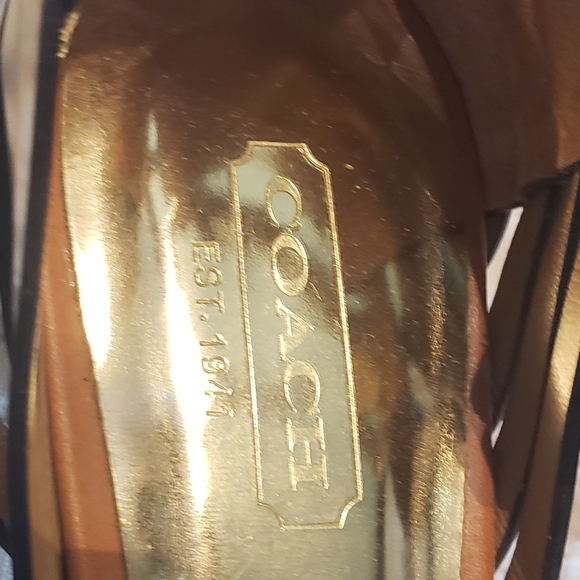 Coach High Heals - Picture 5 of 5